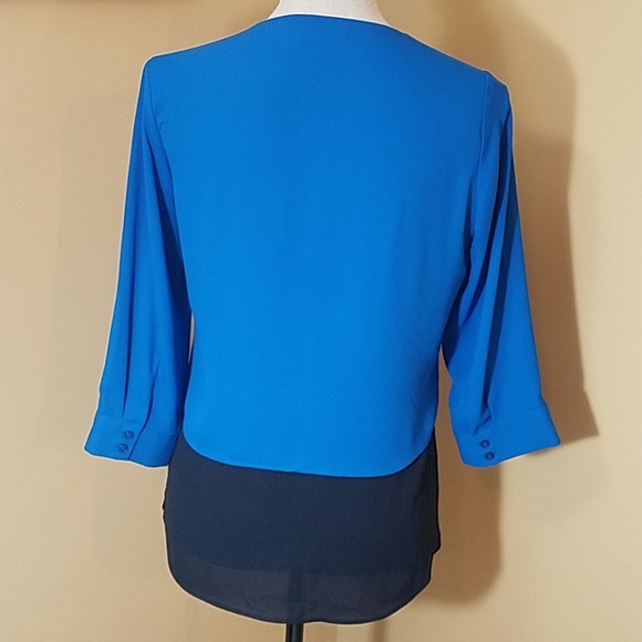 The Limited XS Blue Button Down Blouse - Picture 3 of 8